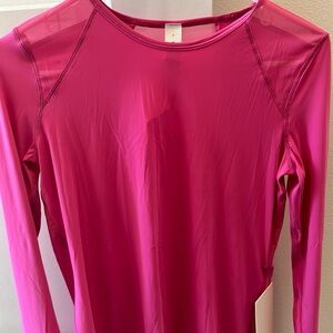 Women’s pink lululemon long sleeve NWT